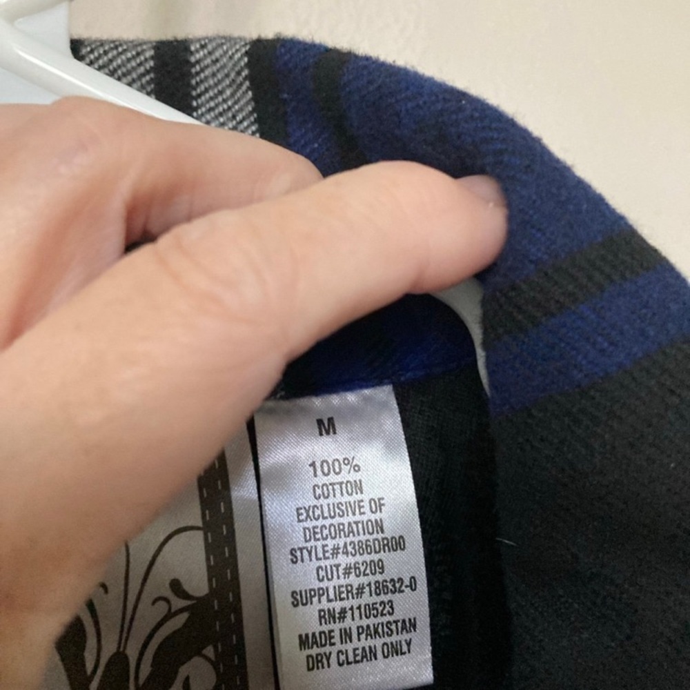 Blue and Black Plaid Women’s Jacket - Picture 4 of 4